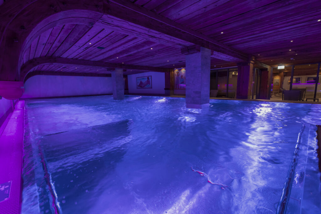 Spa Pool (Dark)_4